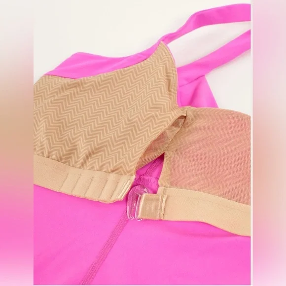 Lululemon Scoop Me Up Tank Size 4
Pow Pink - Picture 3 of 8